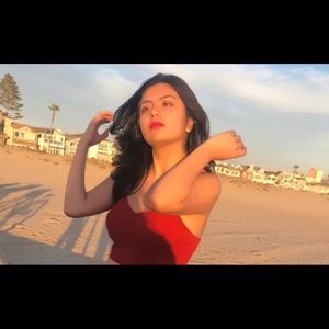 Meet your Posher, Evelyn